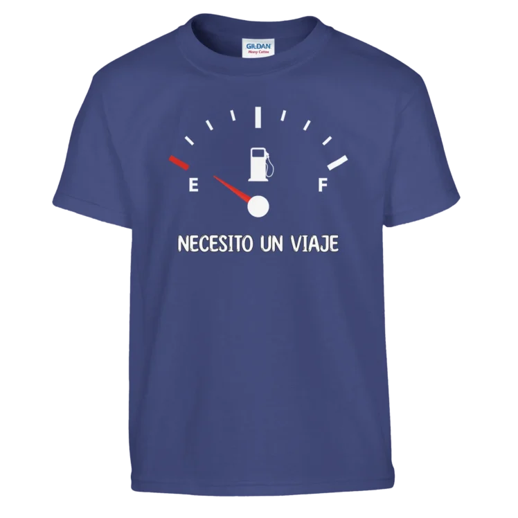 Camiseta "Necesito un viaje gasolina blanco" infantil azul